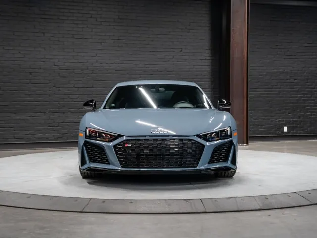Audi R8 2023 photo 4