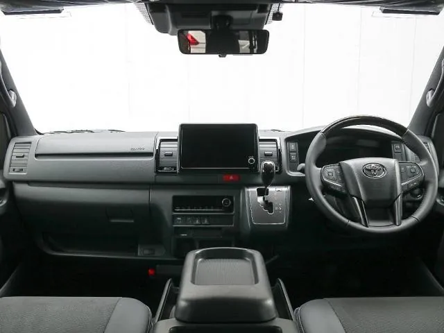 Toyota Hiace 2026 photo 2