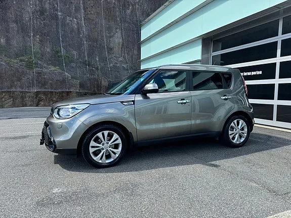 Kia Soul 2015 photo 2