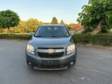 Chevrolet Orlando 2011 photo 2