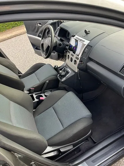 Toyota Corolla Verso 2006 photo 4