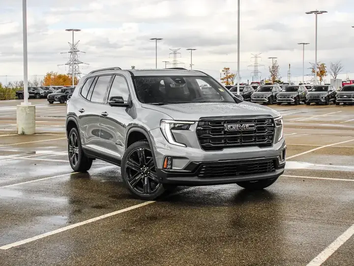 GMC Acadia 2027 photo 2