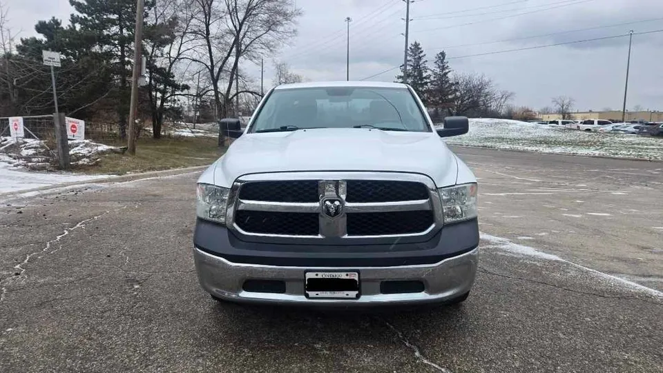 Dodge Ram 1500 2013 photo 2