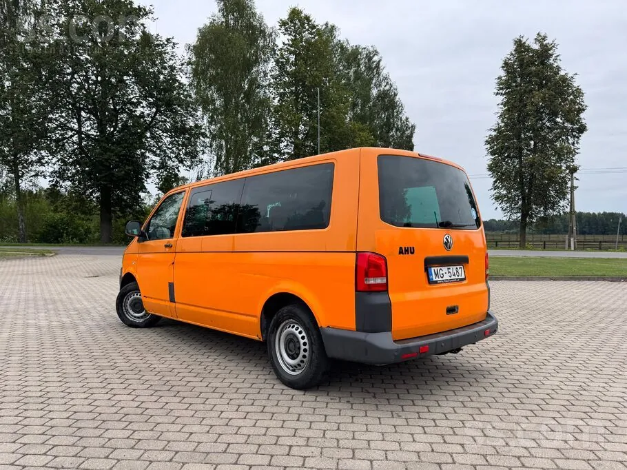 Volkswagen Caravelle 2010 photo 3