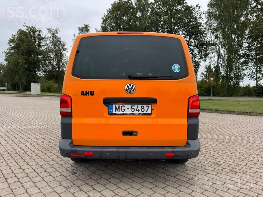 Volkswagen Caravelle 2010 photo 4