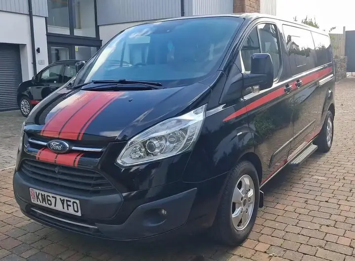 Ford Tourneo Custom 2017 photo 3