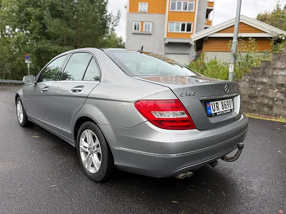 Mercedes-Benz C180 2012 photo 3