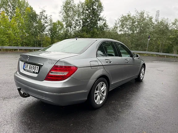 Mercedes-Benz C180 2012 photo 5