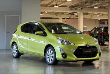 Toyota Aqua 2017 photo 2