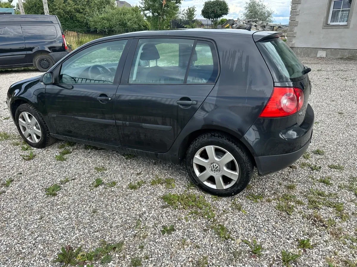 Volkswagen Golf 2006 photo 2