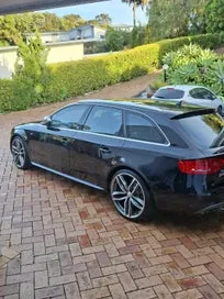Audi S4 2010 photo 4