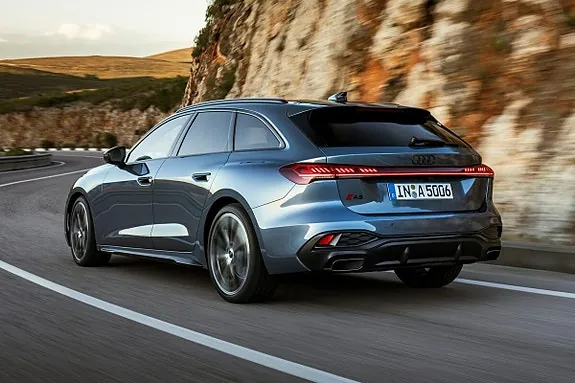 Audi A5 2025 photo 4