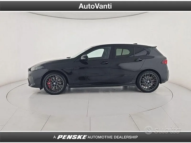 BMW 1 Series 2026 photo 2