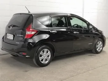 Nissan Note 2016 photo 3