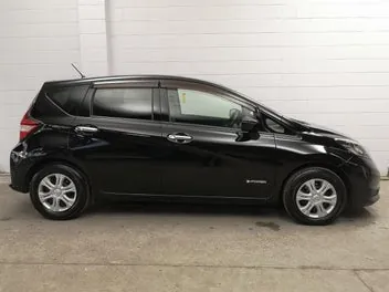 Nissan Note 2016 photo 4