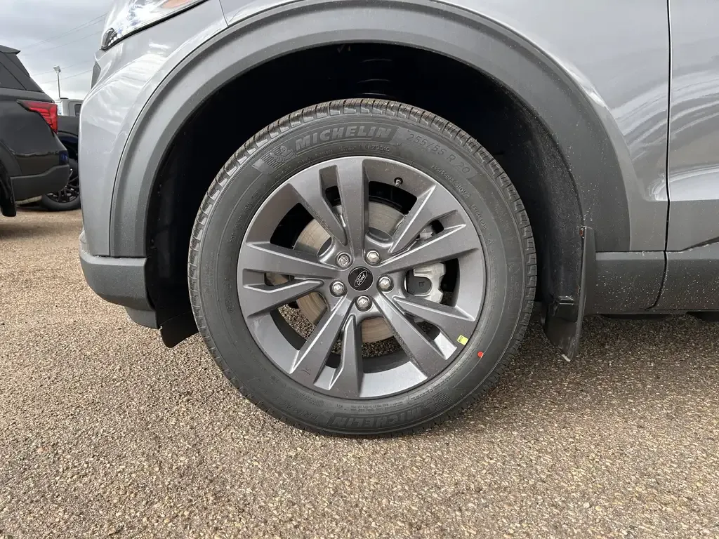Ford Explorer 2027 photo 3