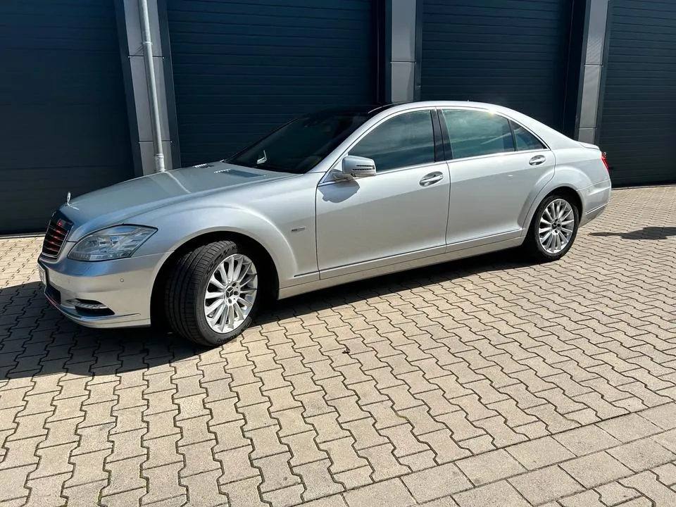 Mercedes-Benz S350 Bluetec 4Matic