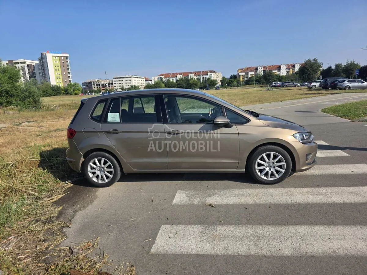 Volkswagen Golf Sportsvan 2017 photo 3