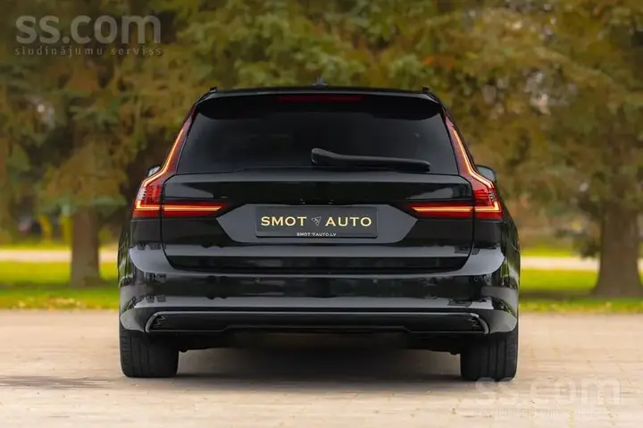 Volvo V90 2022 photo 5