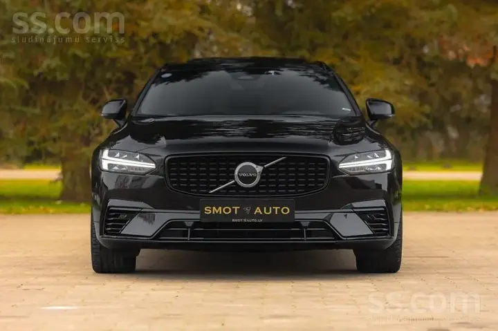 Volvo V90 2022 photo 2