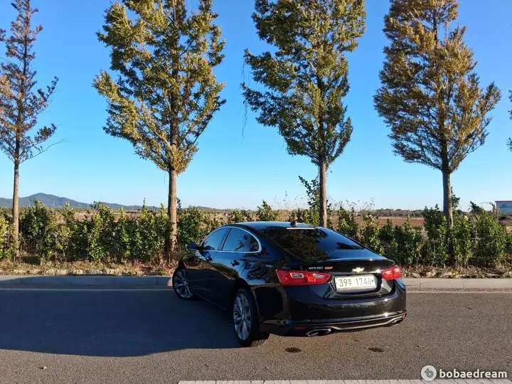 Chevrolet Malibu 2018 photo 3