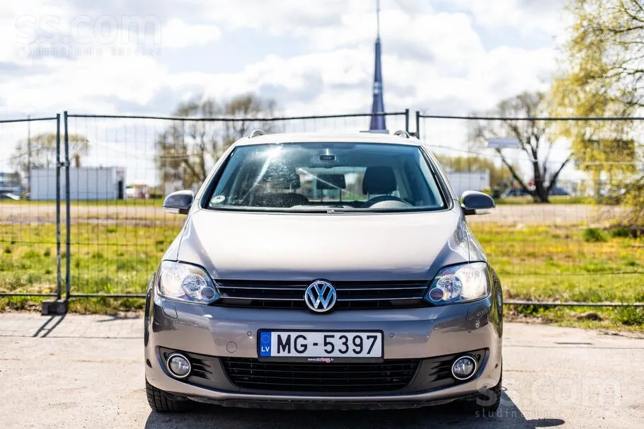 Volkswagen Golf Plus 2010 photo 3