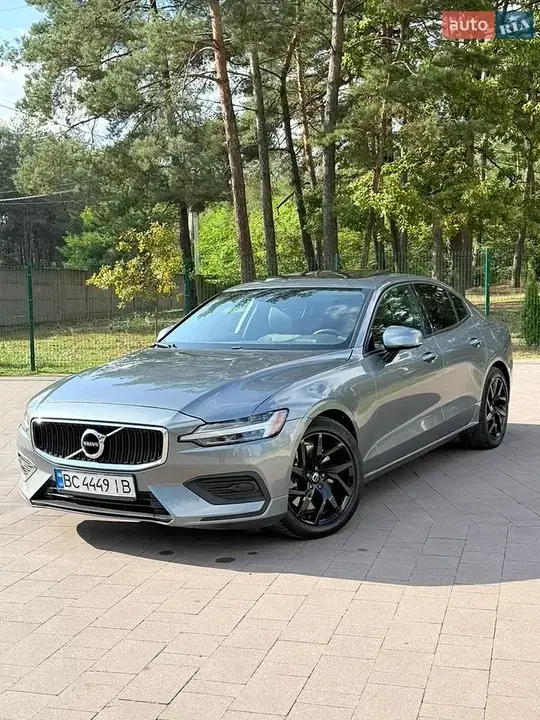 Volvo S60 2020 photo 2