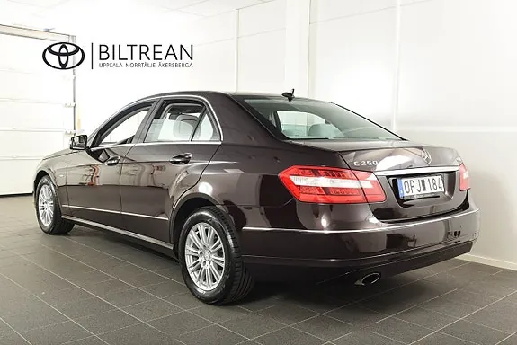 Mercedes-Benz E250 2010 photo 2