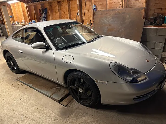 Porsche 911 Carrera