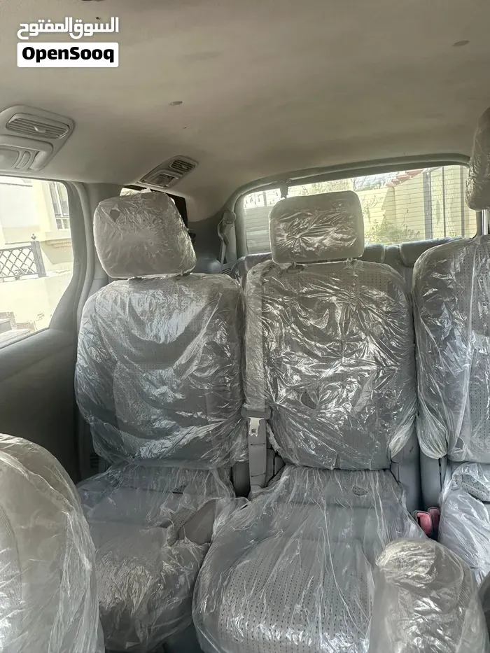 Toyota Sienna 2009 photo 2