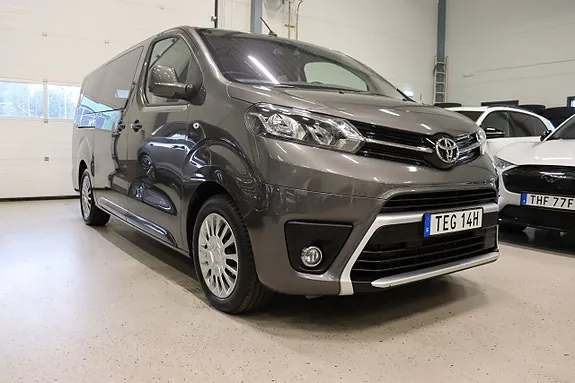 Toyota Proace Verso 2023 photo 2
