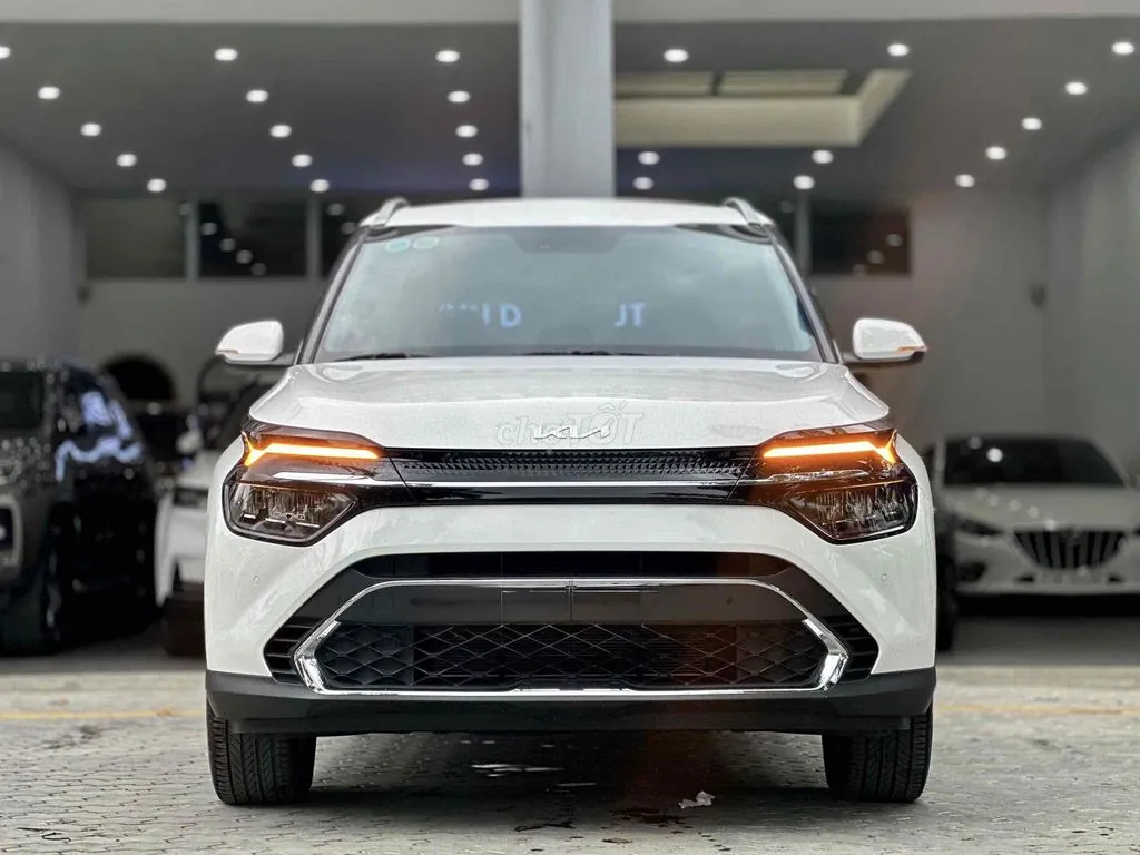 Kia Carens 2024 photo 3