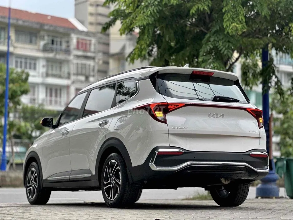 Kia Carens 2024 photo 5
