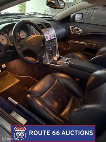 Aston Martin Vanquish 2004 photo 2