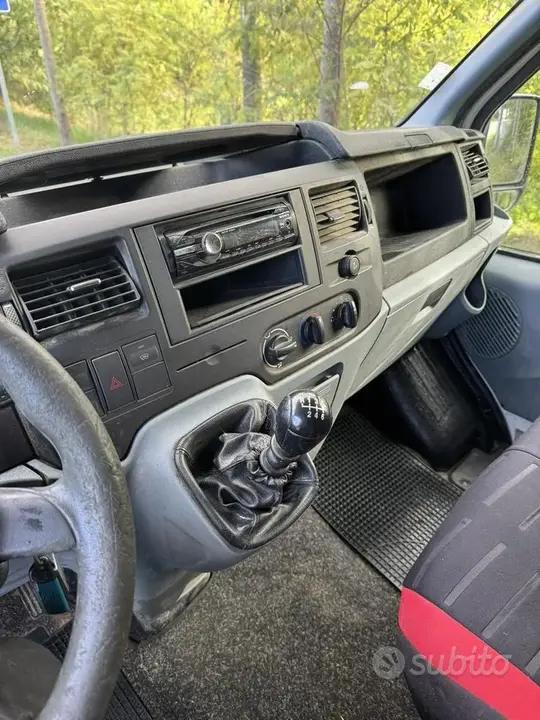 Ford Transit 2012 photo 5