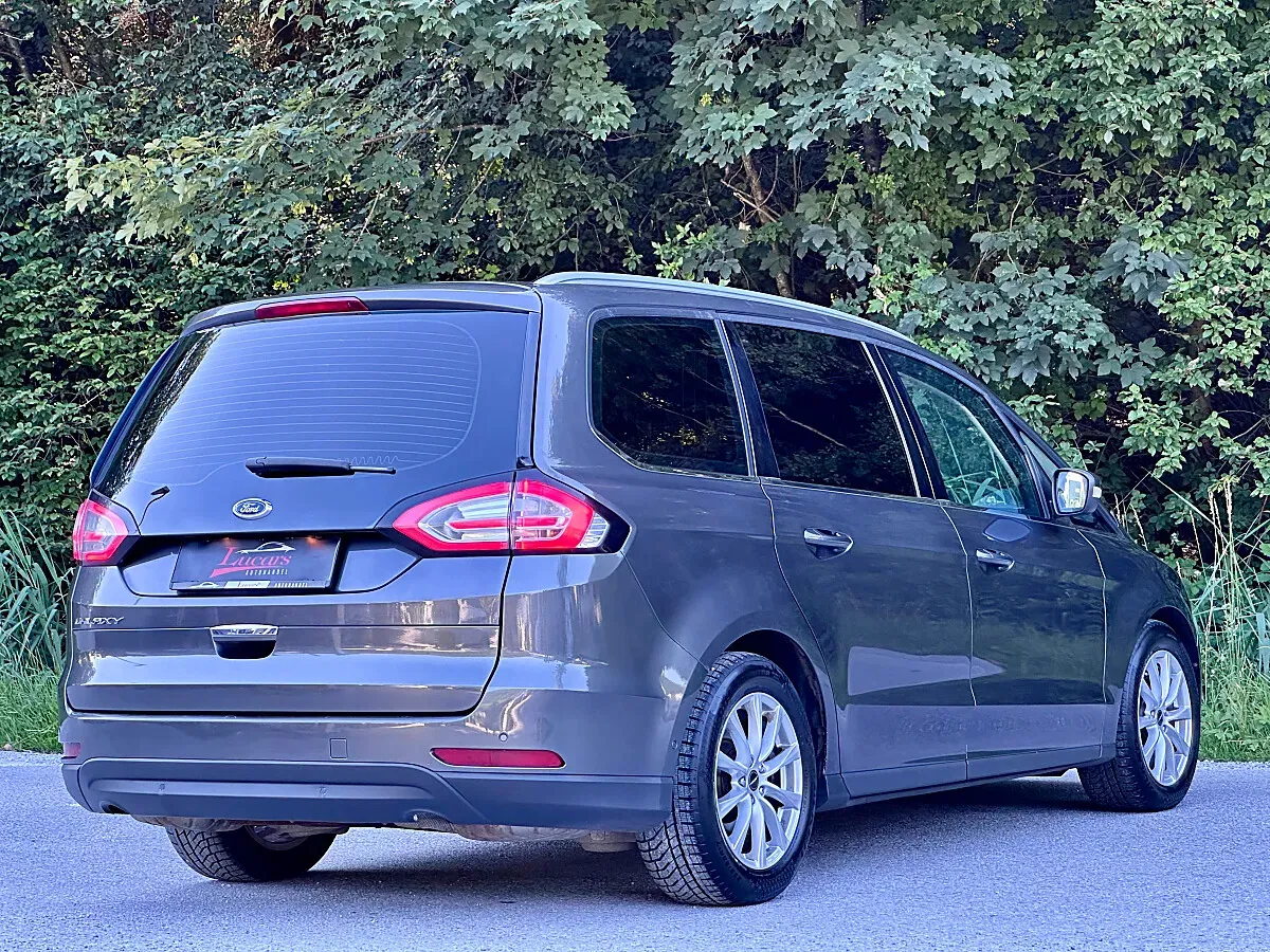 Ford Galaxy 2015 photo 2