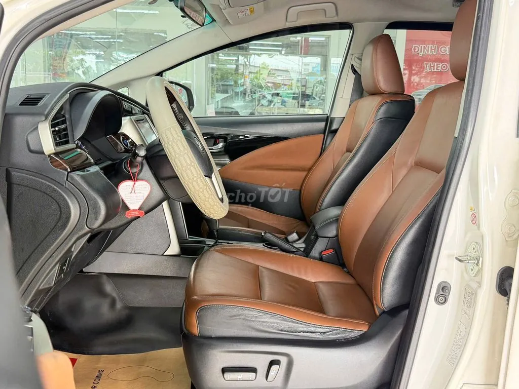 Toyota Innova 2020 photo 3