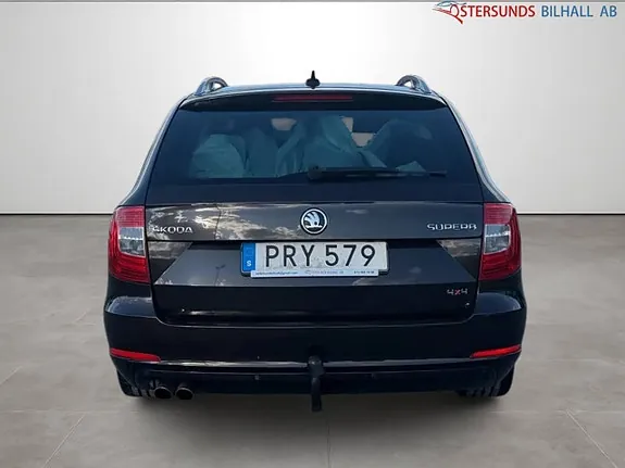 Skoda Superb 2015 photo 5