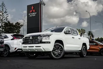Mitsubishi Triton 2026 photo 2