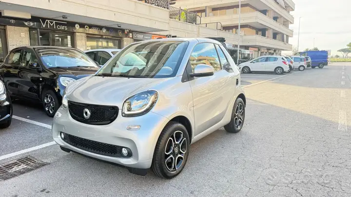 Smart Fortwo 2019 photo 3