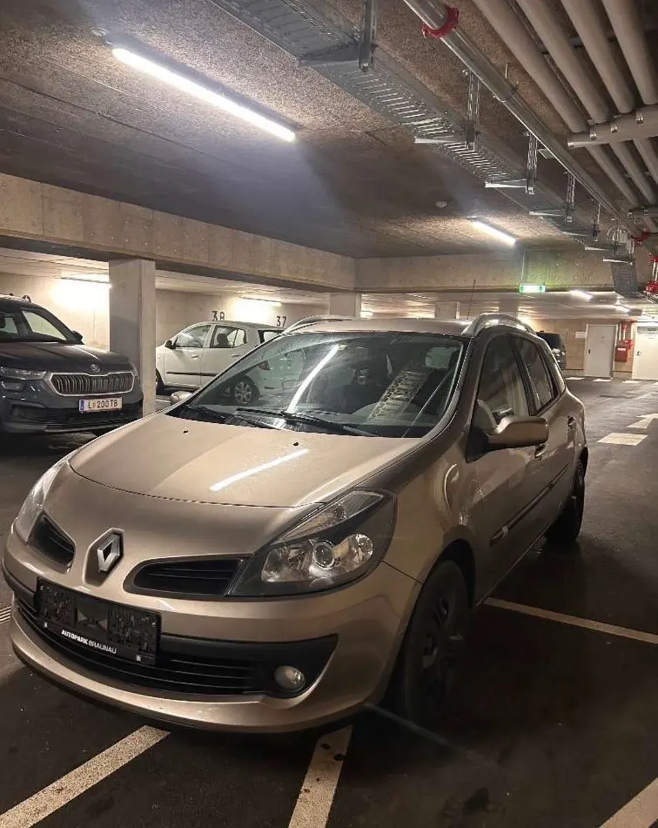 Renault Clio 2008 photo 2