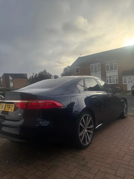 Jaguar Xf 2016 photo 4