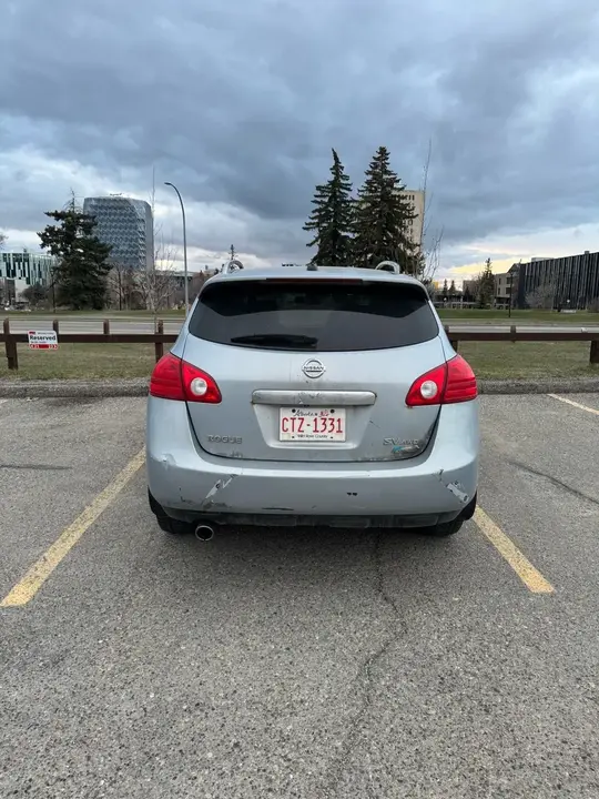 Nissan Rogue 2011 photo 4