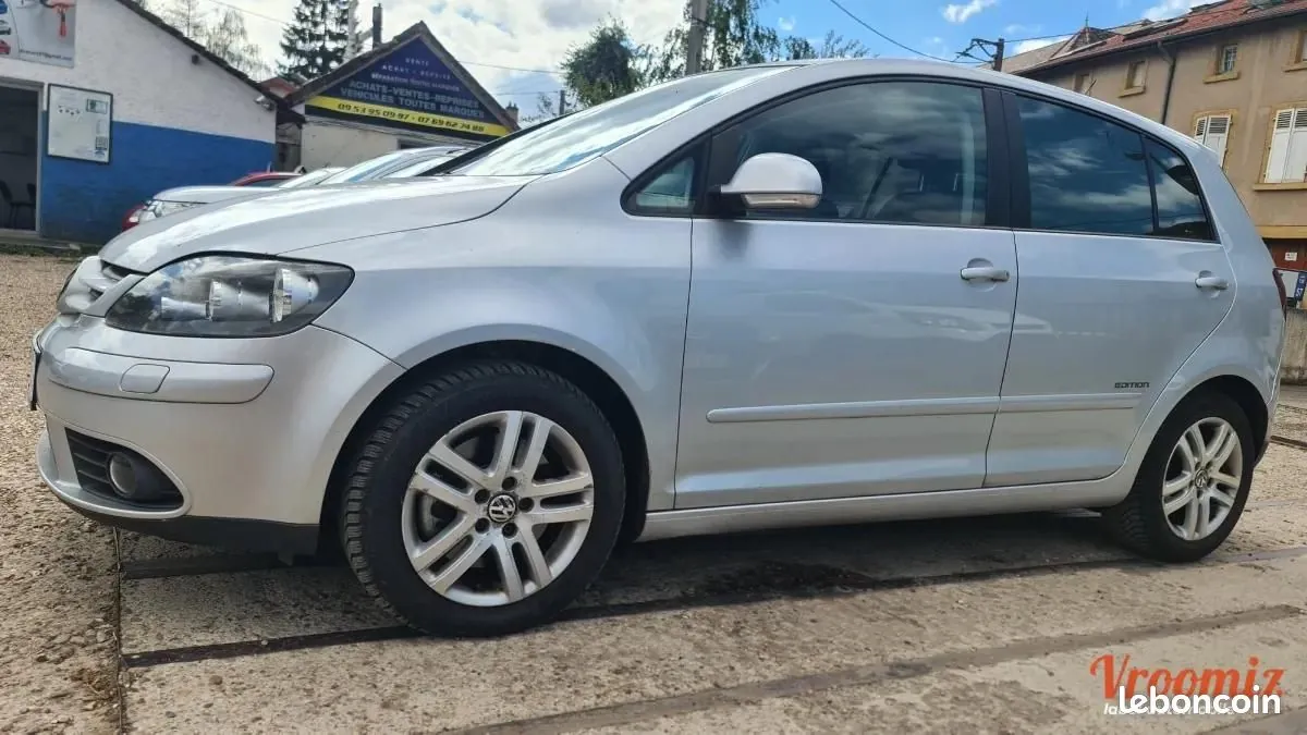 Volkswagen Golf Plus 2008 photo 2