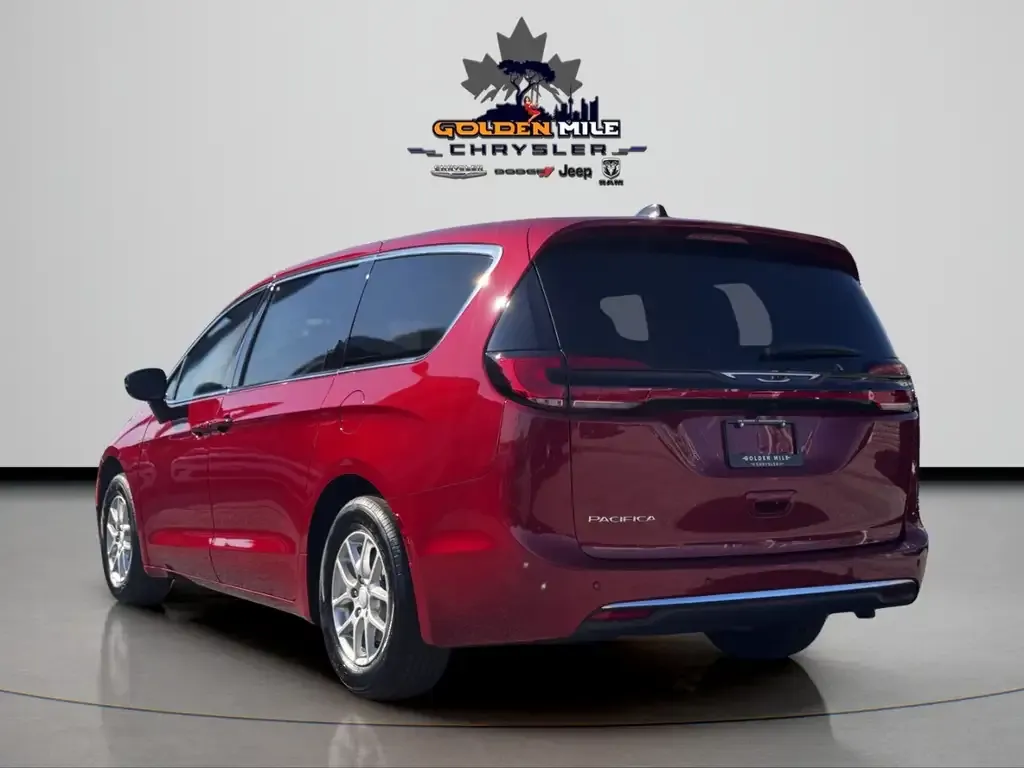 Chrysler Pacifica 2027 photo 2