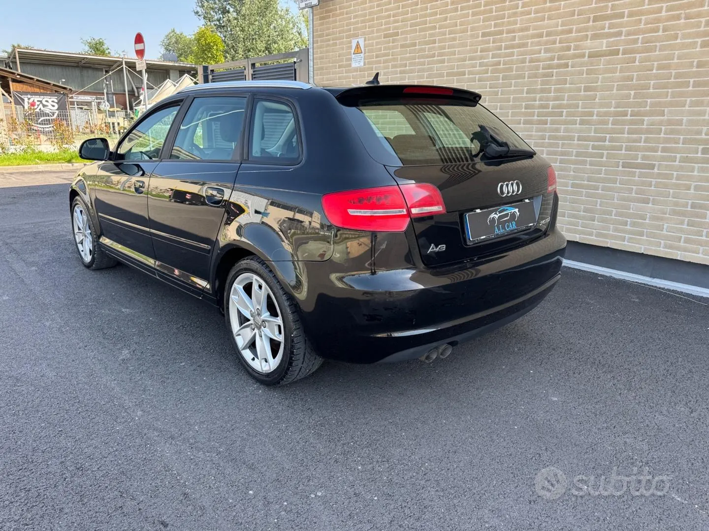 Audi A3 2011 photo 3