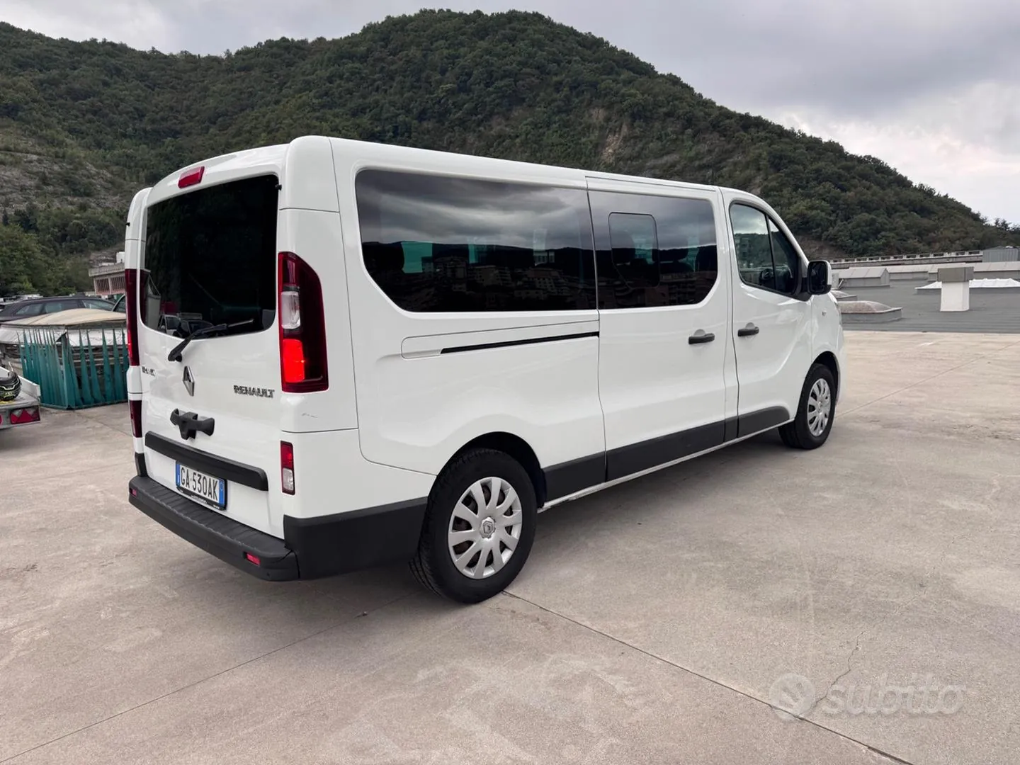 Renault Trafic 2019 photo 3