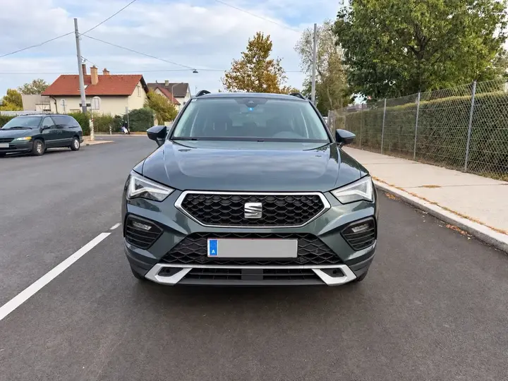 Seat Ateca 2022 photo 2