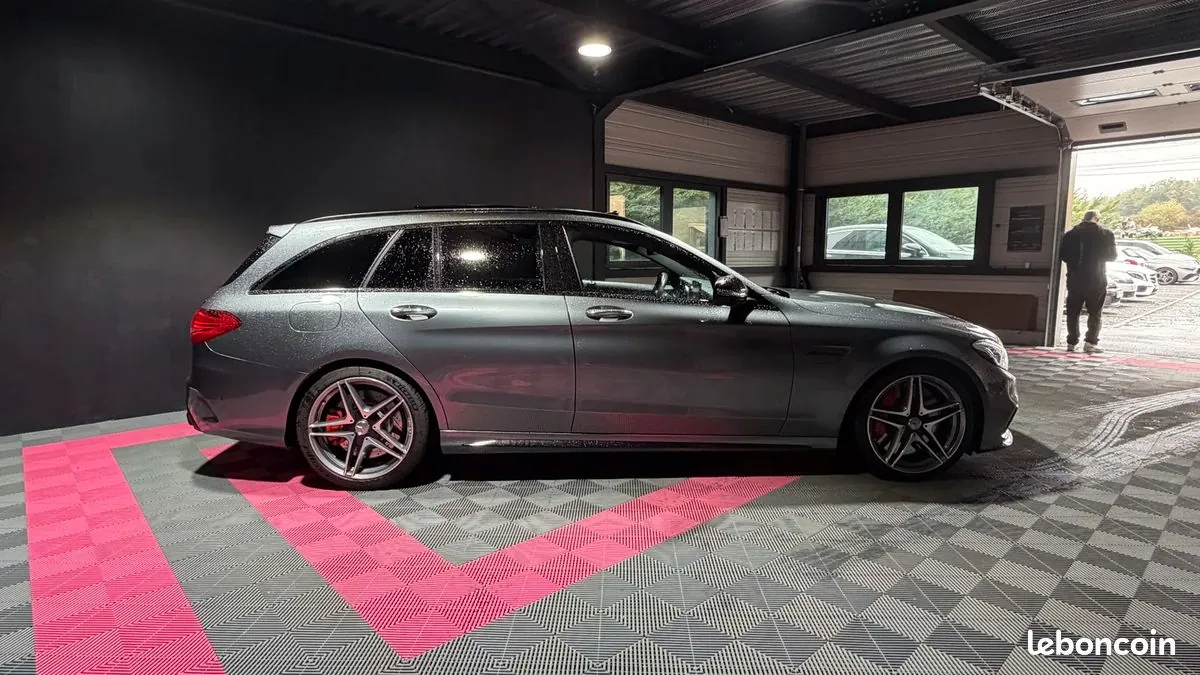Mercedes-Benz C-Class 2018 photo 4