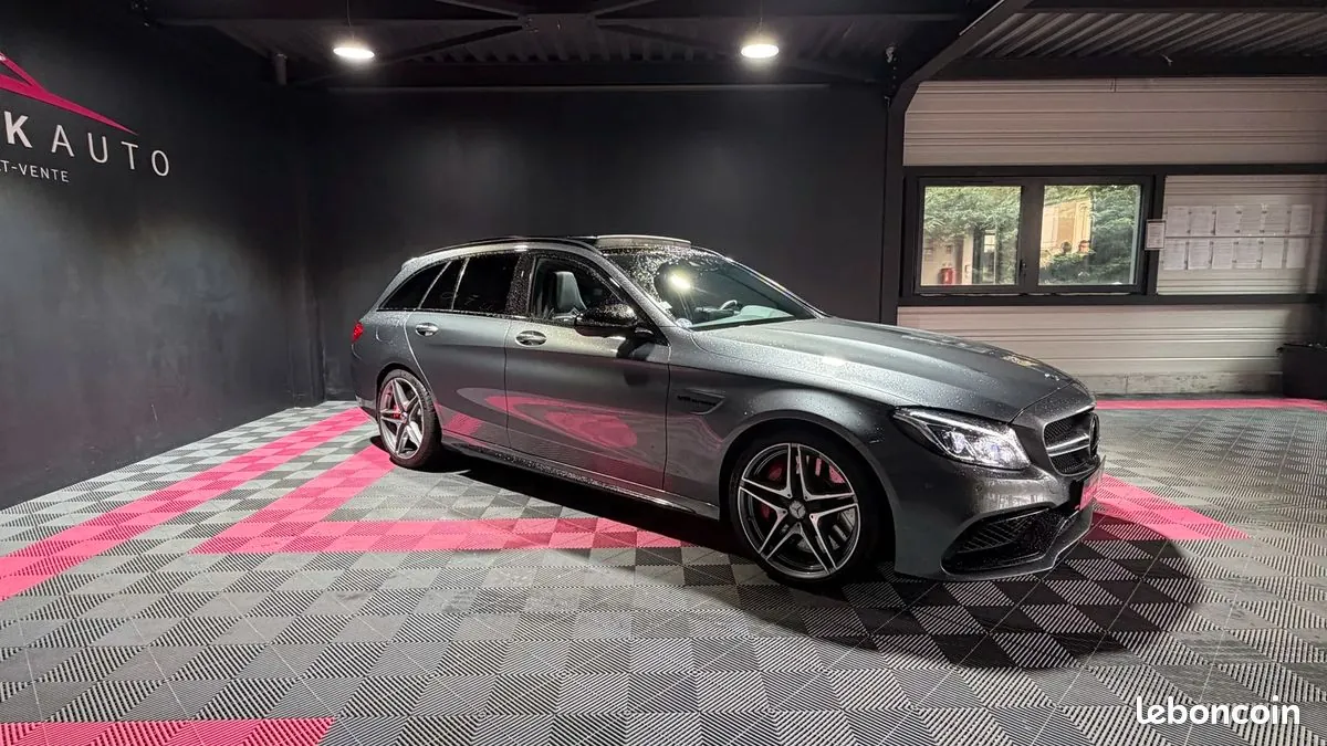 Mercedes-Benz C-Class 2018 photo 3
